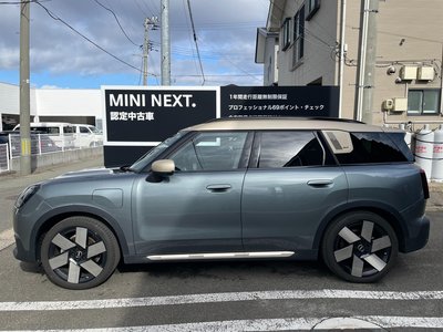 MINI MINI COUNTRYMAN - 4