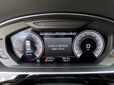 2021 AUDI A8 photo 8