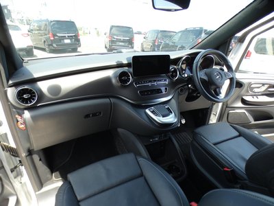 2023 Mercedes-BENZ V-CLASS — миниатюра 6