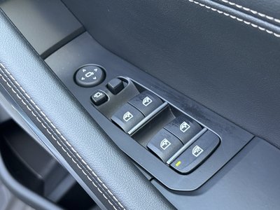 2025 BMW X6 缩略图 17