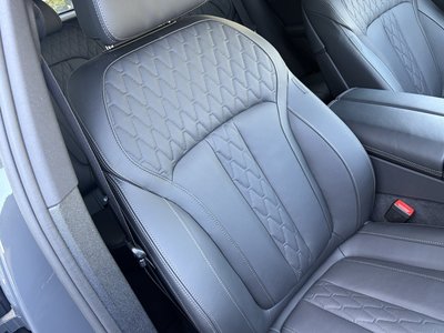 2025 BMW X6 缩略图 20