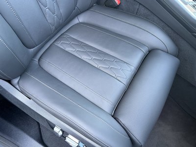 2025 BMW X6 缩略图 21