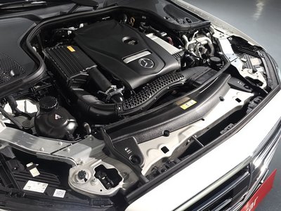 MERCEDES-BENZ E-CLASS - 7