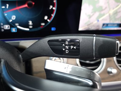 MERCEDES-BENZ E-CLASS - 9