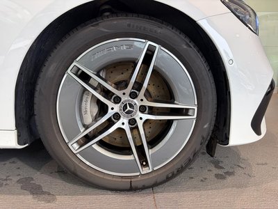 MERCEDES-BENZ E-CLASS - 5