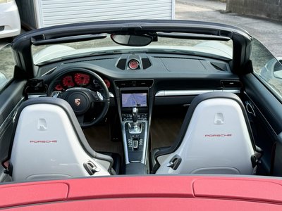 2012 Porsche 911 — миниатюра 32