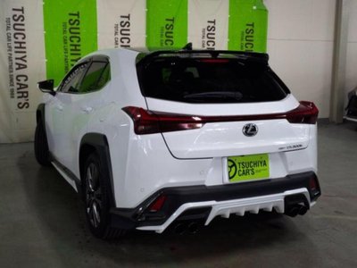 2025 Lexus UX 缩略图 12