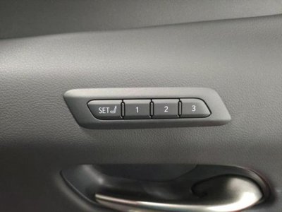 2025 Lexus UX 缩略图 13