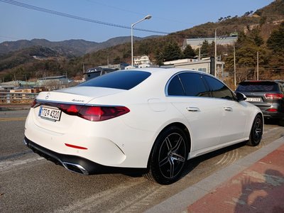 MERCEDES-BENZ E-CLASS - 6