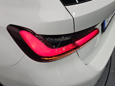 BMW 3 SERIES - 10