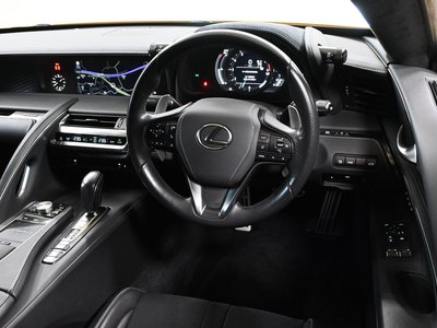 صورة مصغرة 12 لـ 2017 Lexus LC