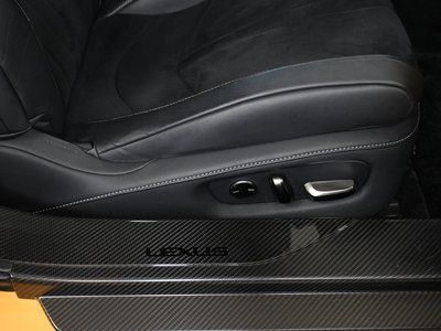 صورة مصغرة 14 لـ 2017 Lexus LC