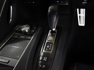 صورة مصغرة 24 لـ 2017 Lexus LC