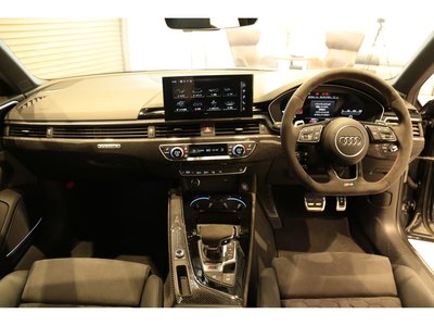 AUDI RS4 - 2