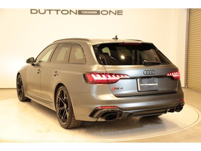 AUDI RS4 - 10