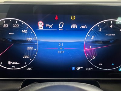 MERCEDES-BENZ GLC - 8