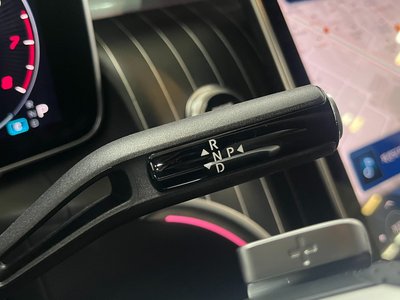 MERCEDES-BENZ GLC - 9