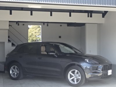 PORSCHE MACAN - 6