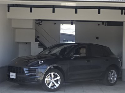 PORSCHE MACAN - 5