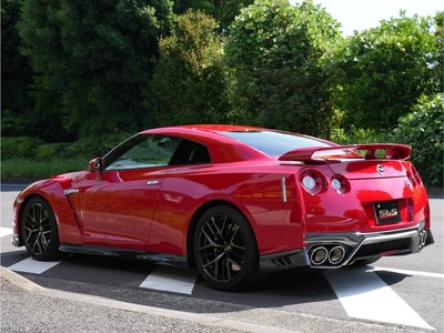 NISSAN GT-R - 5