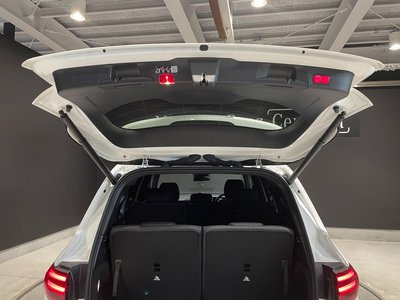 2025 Mercedes-BENZ GLB 缩略图 33