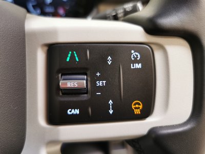 2024 LAND Rover DEFENDER — миниатюра 11