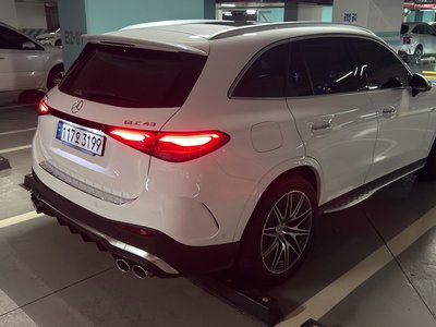 2025 Mercedes-BENZ GLC — фото 7