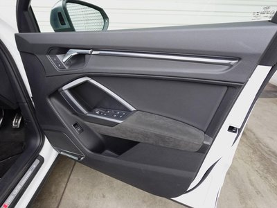 AUDI RS Q3 SPORTBACK - 10