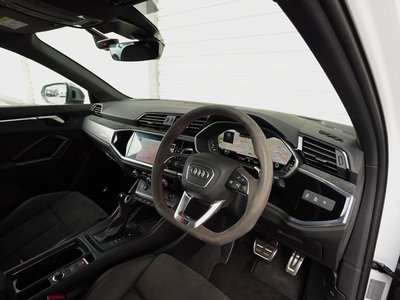 AUDI RS Q3 SPORTBACK - 9