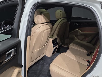2022 Porsche CAYENNE 缩略图 16