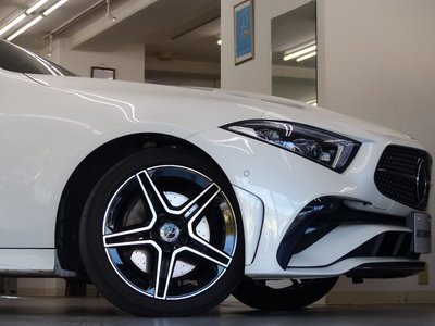 MERCEDES-BENZ CLS - 5