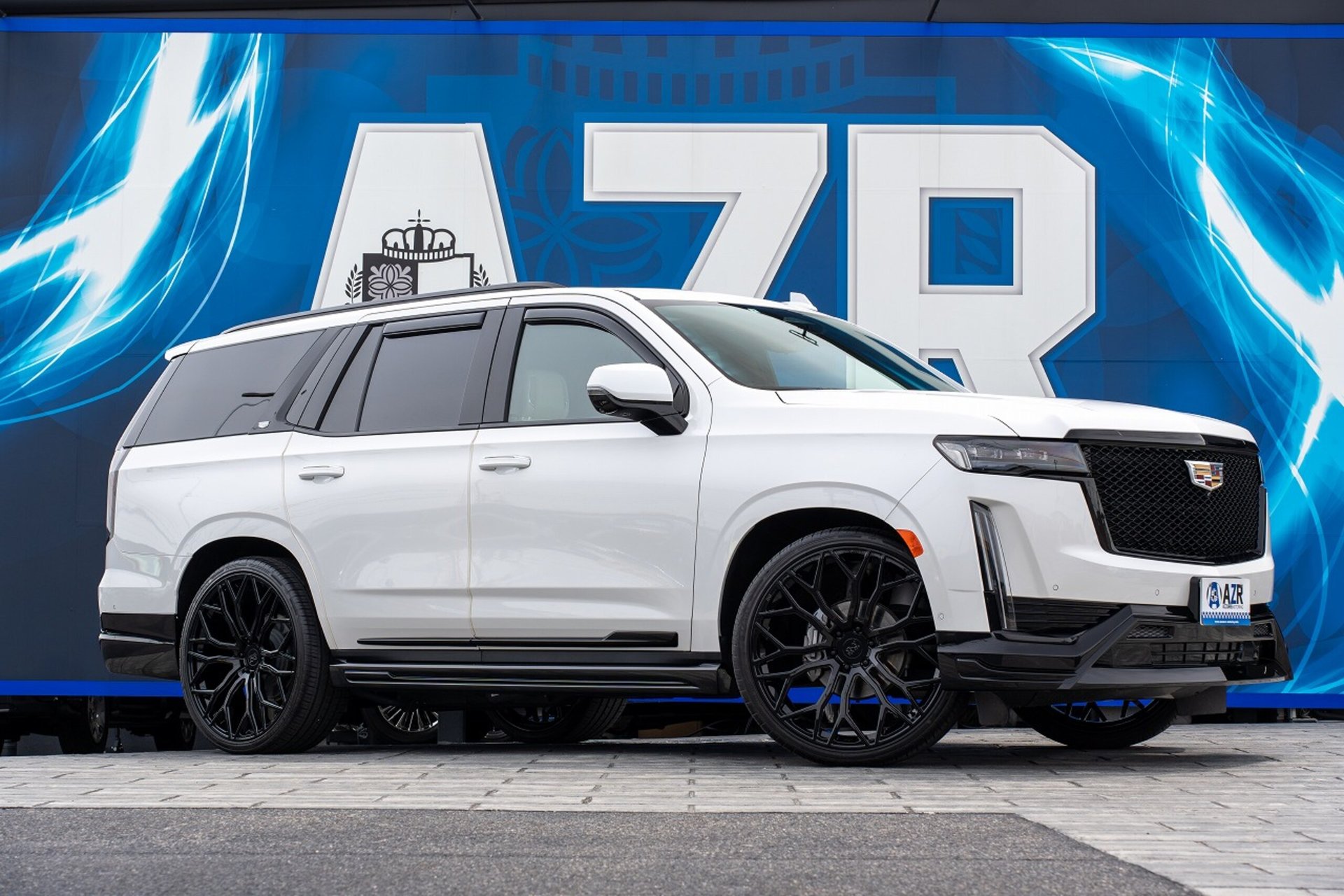 CADILLAC ESCALADE - View 1