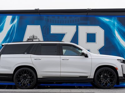 CADILLAC ESCALADE - 9