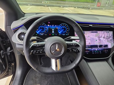 2023 Mercedes-BENZ EQS photo 9