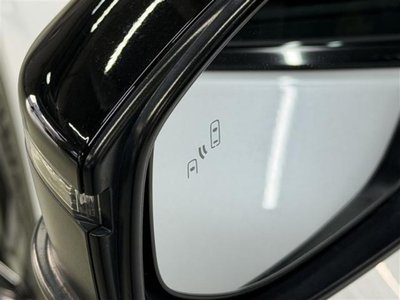 TOYOTA CROWN SPORT - 8