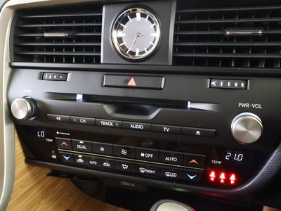 2021 Lexus RX — миниатюра 15