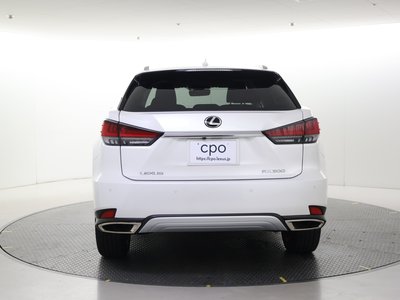 صورة 4 لـ 2021 Lexus RX
