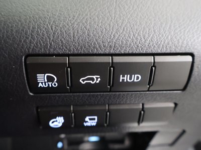 2021 Lexus RX — миниатюра 24