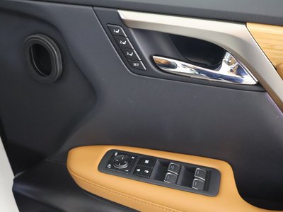2021 Lexus RX — миниатюра 27