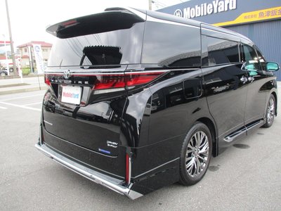 2025 Toyota VELLFIRE — фото 4