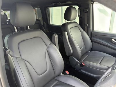 صورة 6 لـ 2022 Mercedes-BENZ V-CLASS