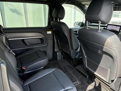 صورة 8 لـ 2022 Mercedes-BENZ V-CLASS