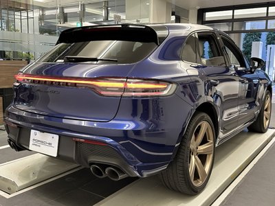PORSCHE MACAN - 3