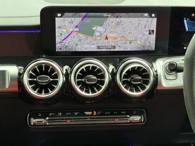 2022 Mercedes-BENZ GLB AMG — миниатюра 24