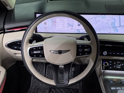 2025 Genesis GV70 — миниатюра 13