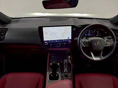 صورة مصغرة 46 لـ 2024 Lexus NX