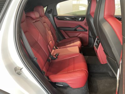 صورة مصغرة 33 لـ 2020 Porsche CAYENNE