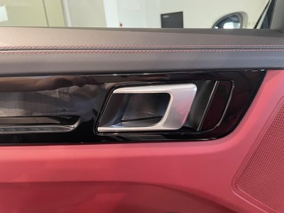 صورة مصغرة 42 لـ 2020 Porsche CAYENNE