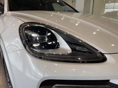 صورة 8 لـ 2020 Porsche CAYENNE