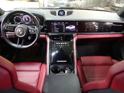 PORSCHE PANAMERA - 7